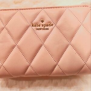 Kate Spade Carey Smooth Quilted Leather Compact Bifold Wallet - Brand New